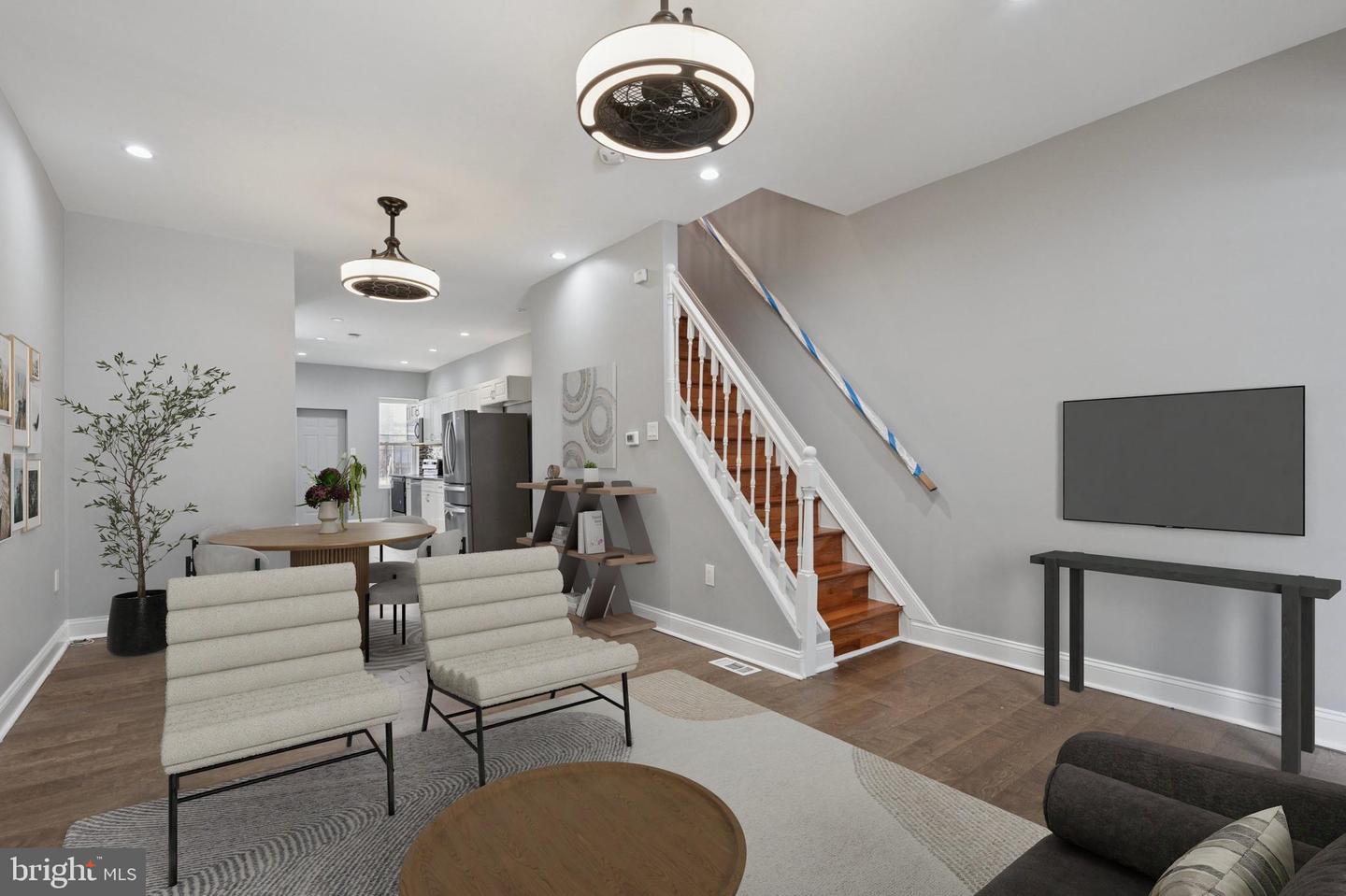 34 N 54th St
