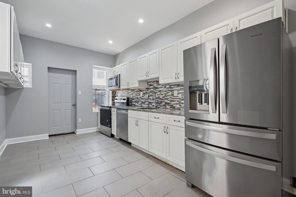 34 N 54th St