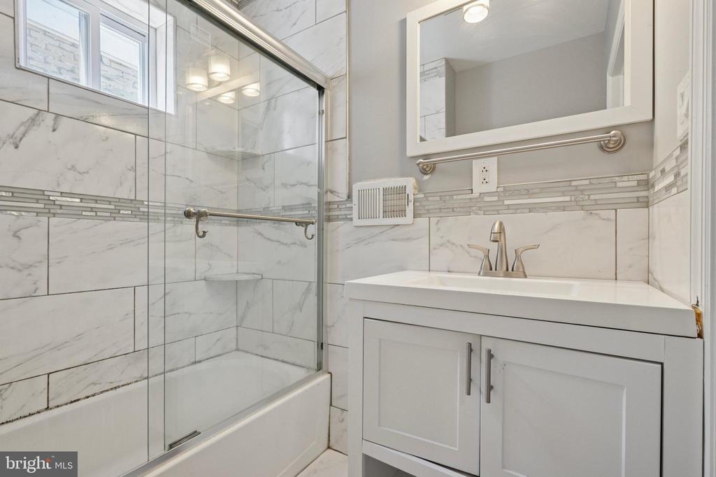 34 N 54th St