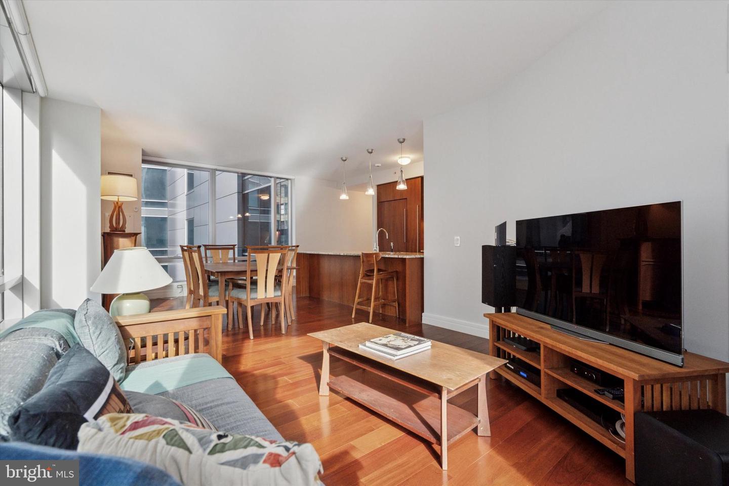1414 S Penn Sq #10a