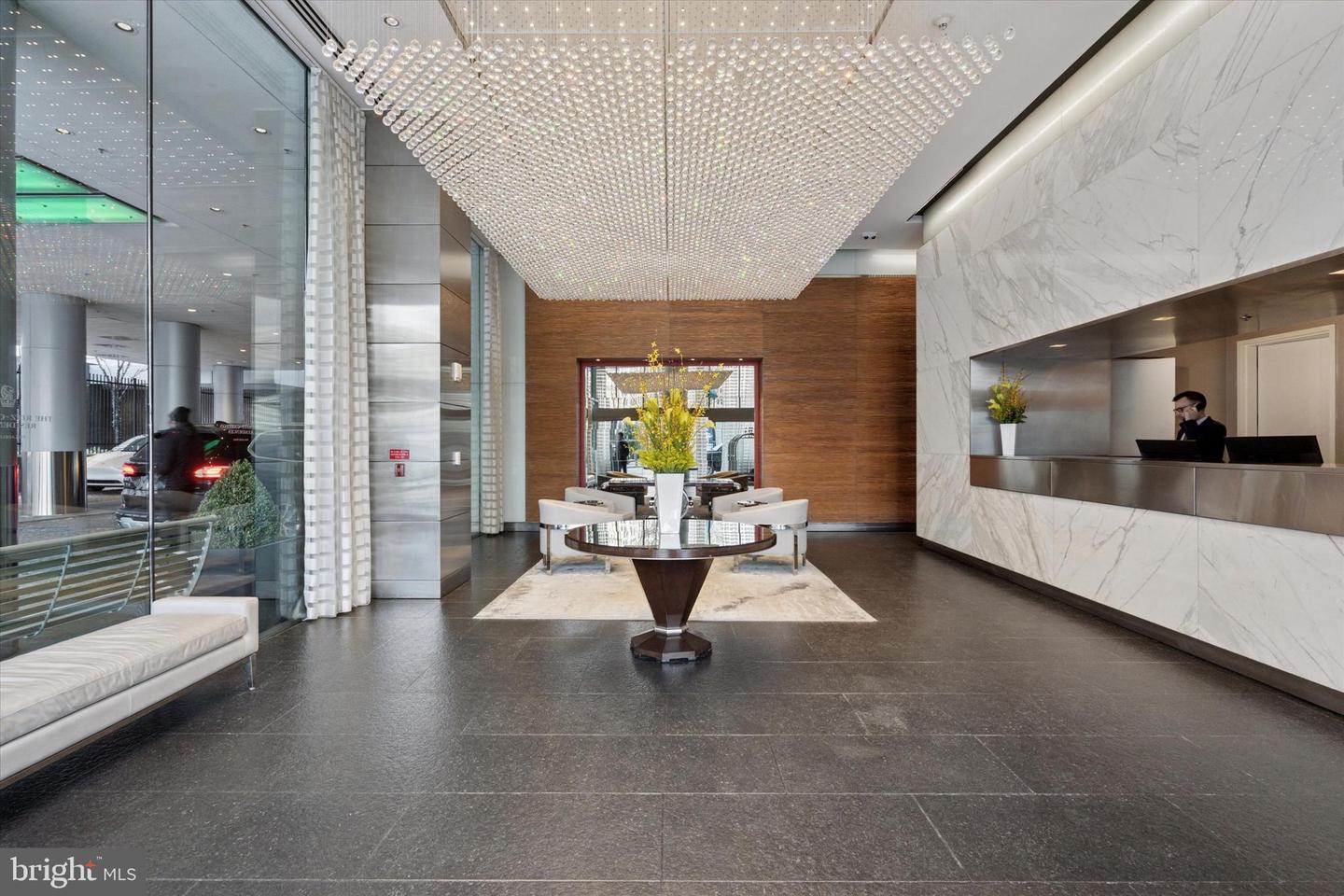 1414 S Penn Sq #10a