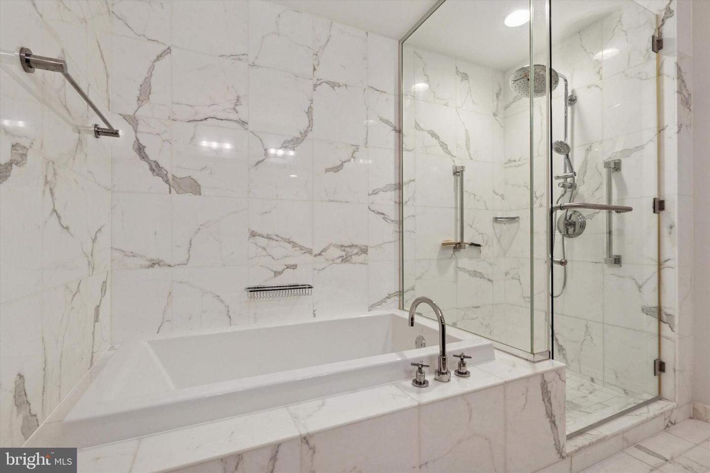 1414 S Penn Sq #10a