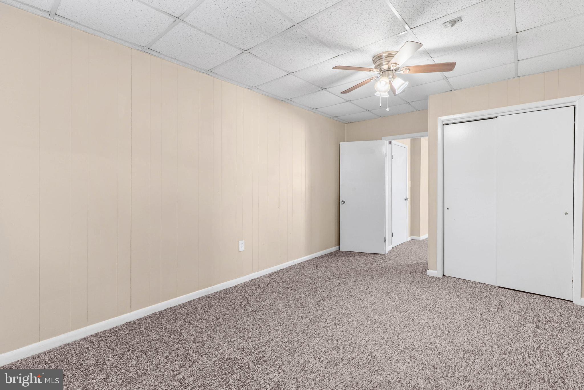 1837 E PASSYUNK AVE #3RD FLR