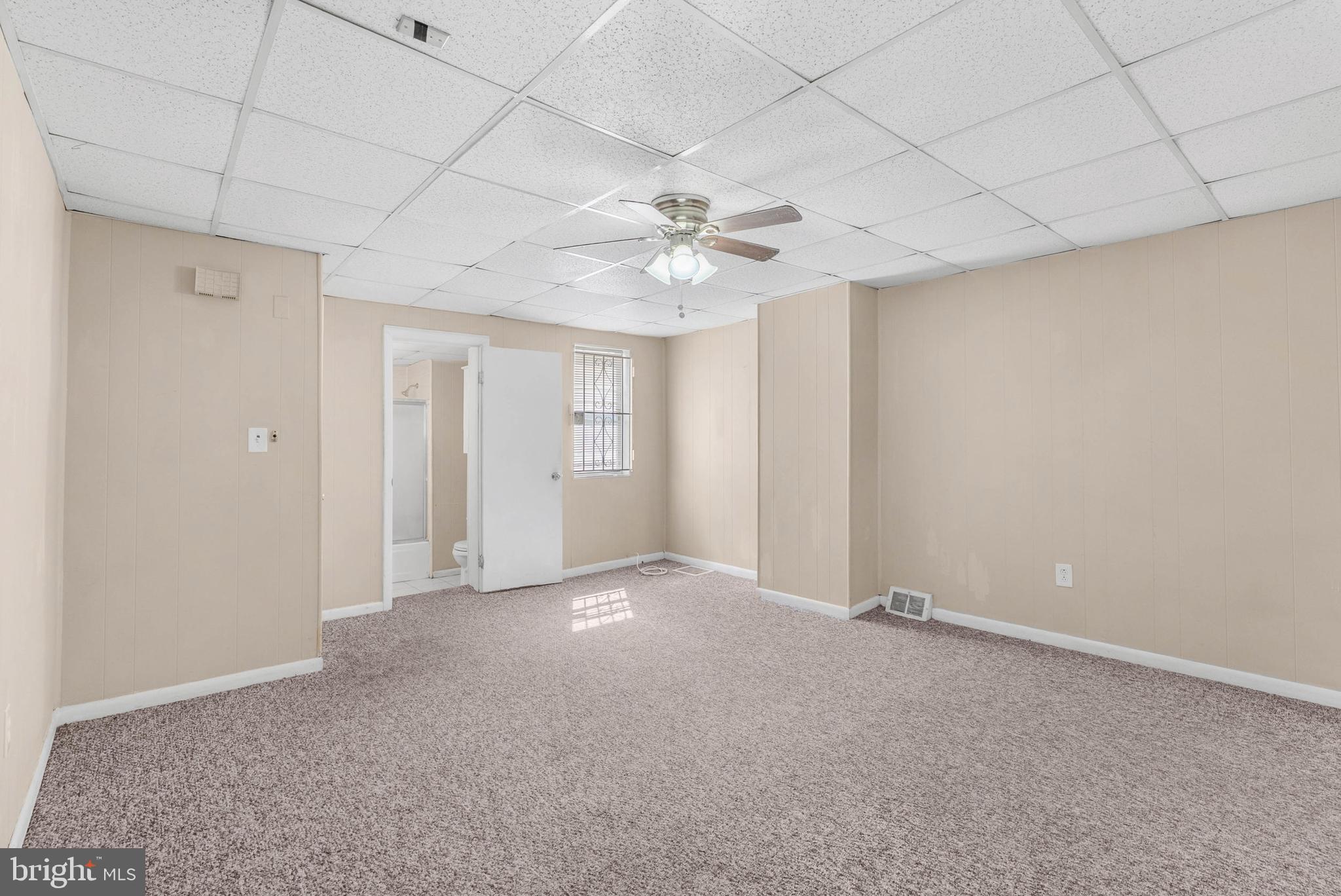 1837 E PASSYUNK AVE #3RD FLR