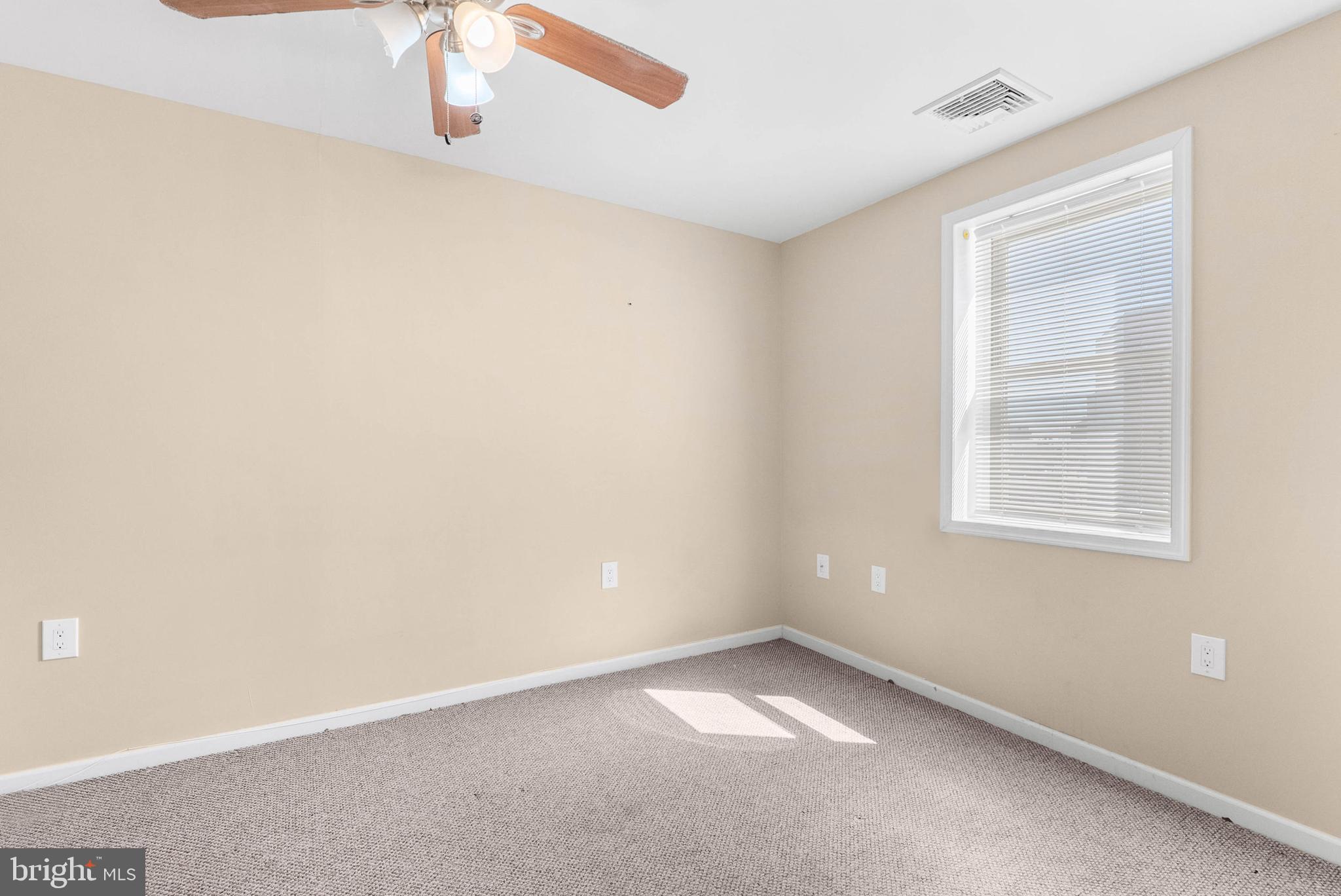 1839 E PASSYUNK AVE #2ND FLR
