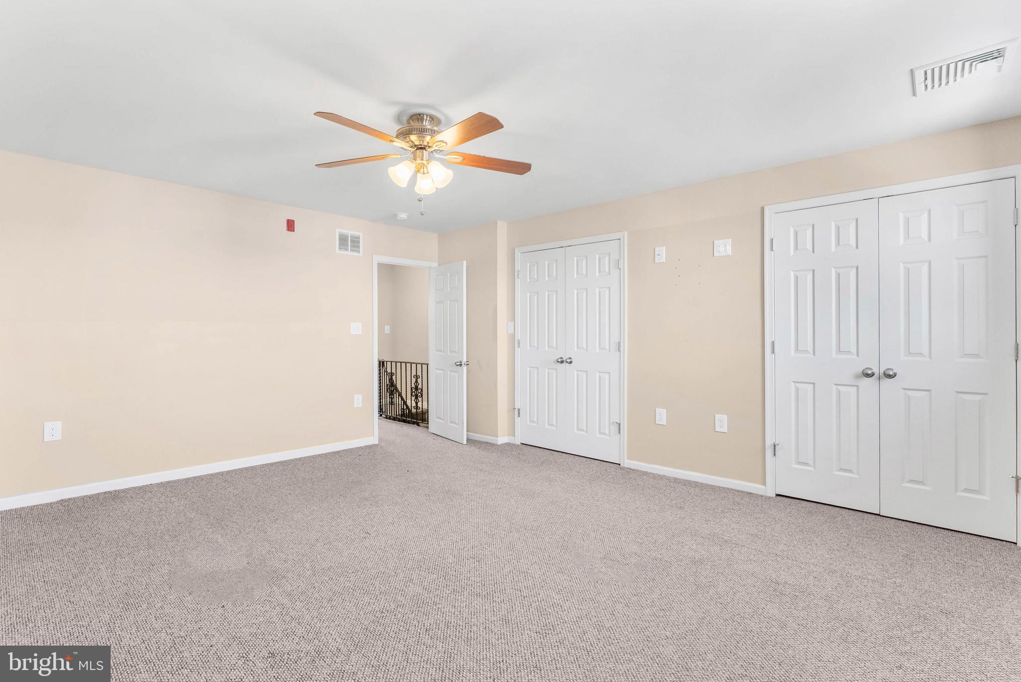 1839 E PASSYUNK AVE #2ND FLR