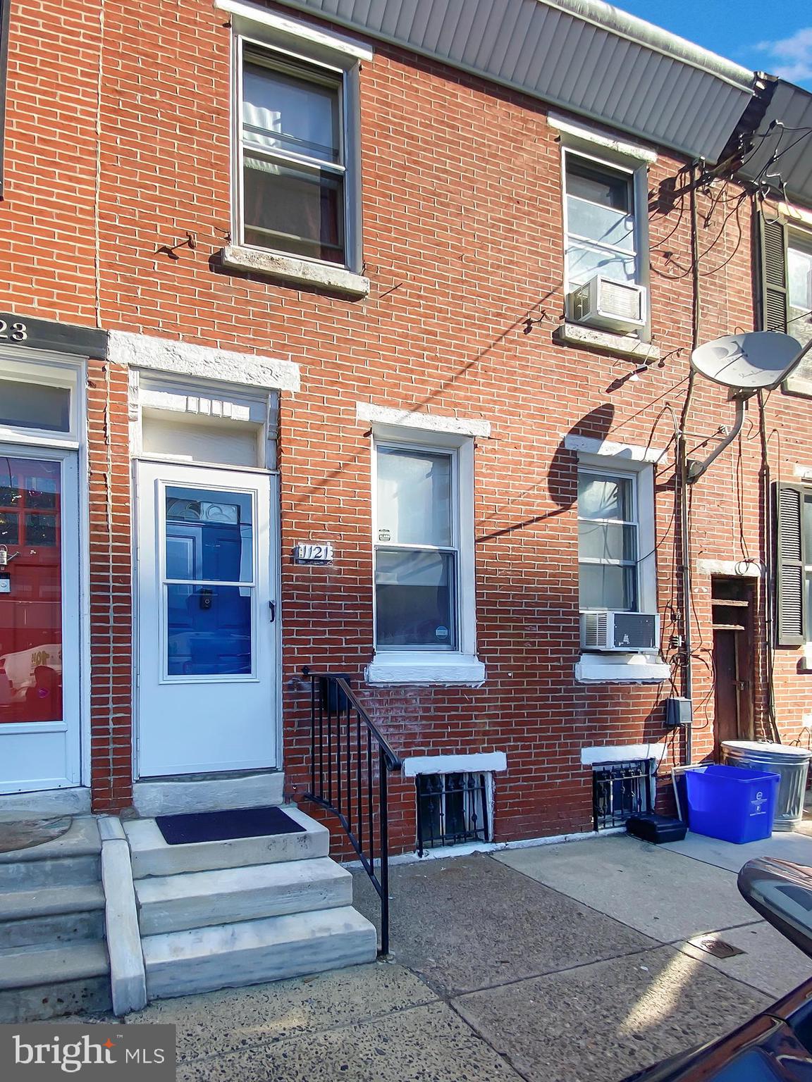 1121 Kimball St