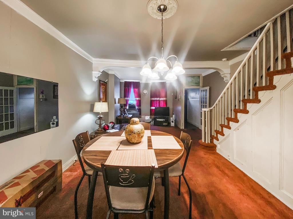 1121 Kimball St