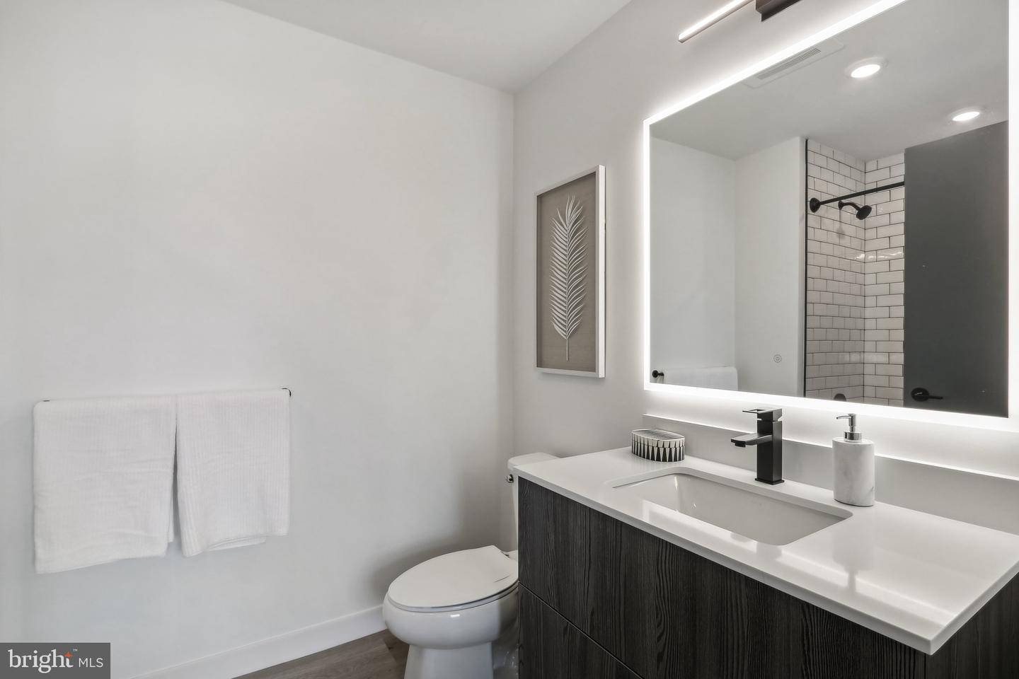 1122 FRANKFORD AVE #418