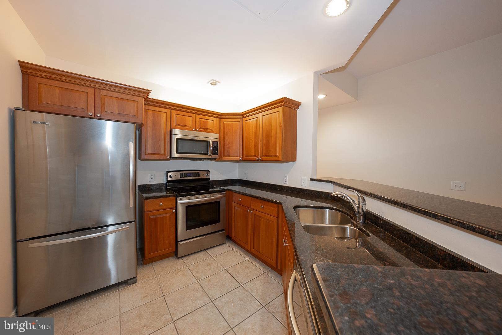1600-18 Arch St #1116