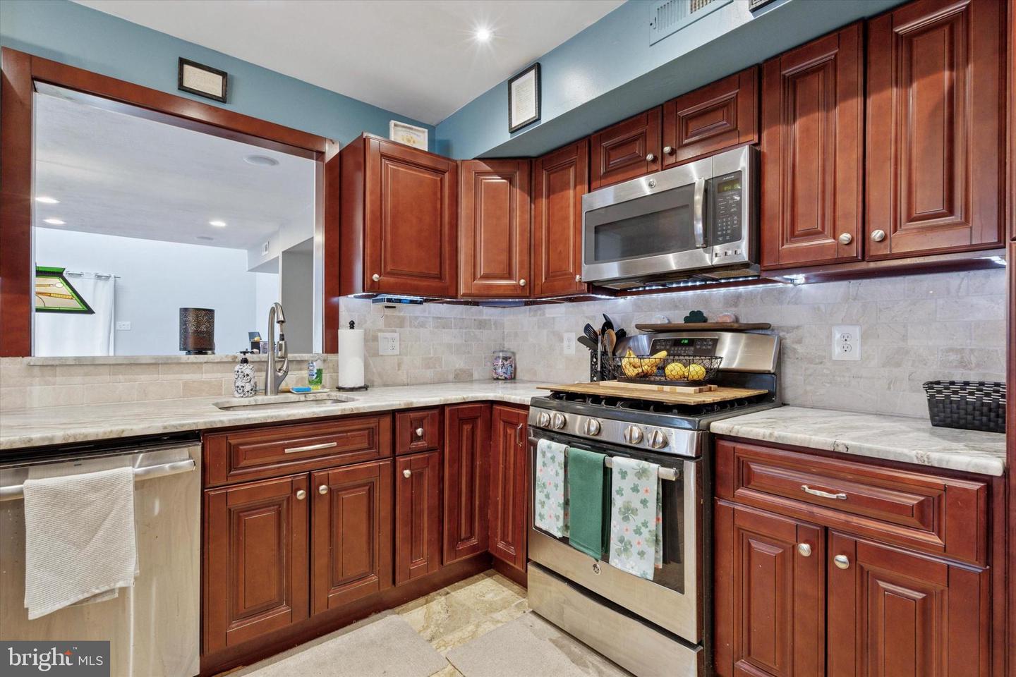 10223 Murty Ln