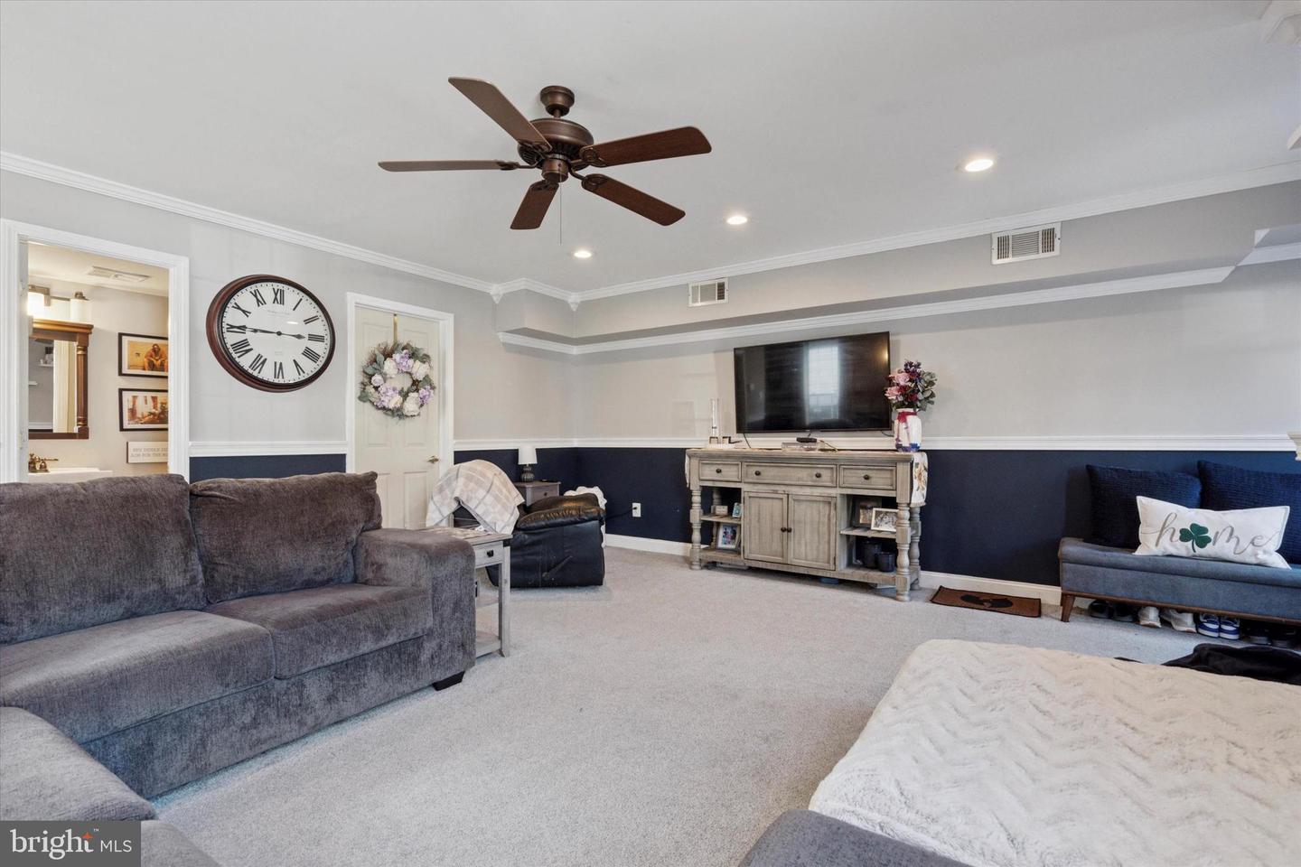 10223 Murty Ln