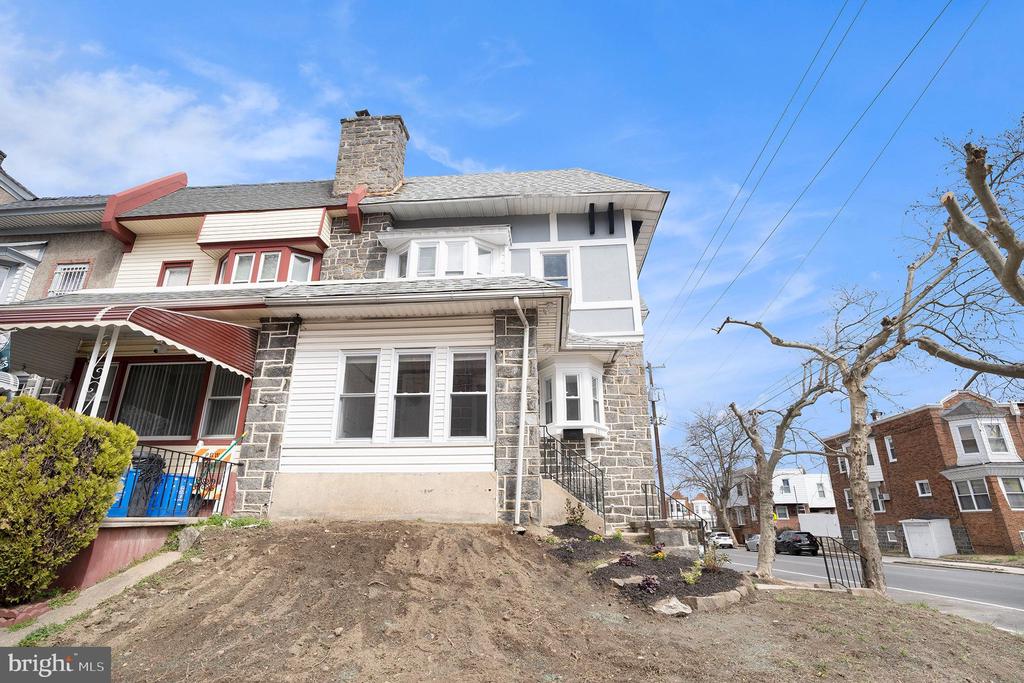 801 Marlyn Rd