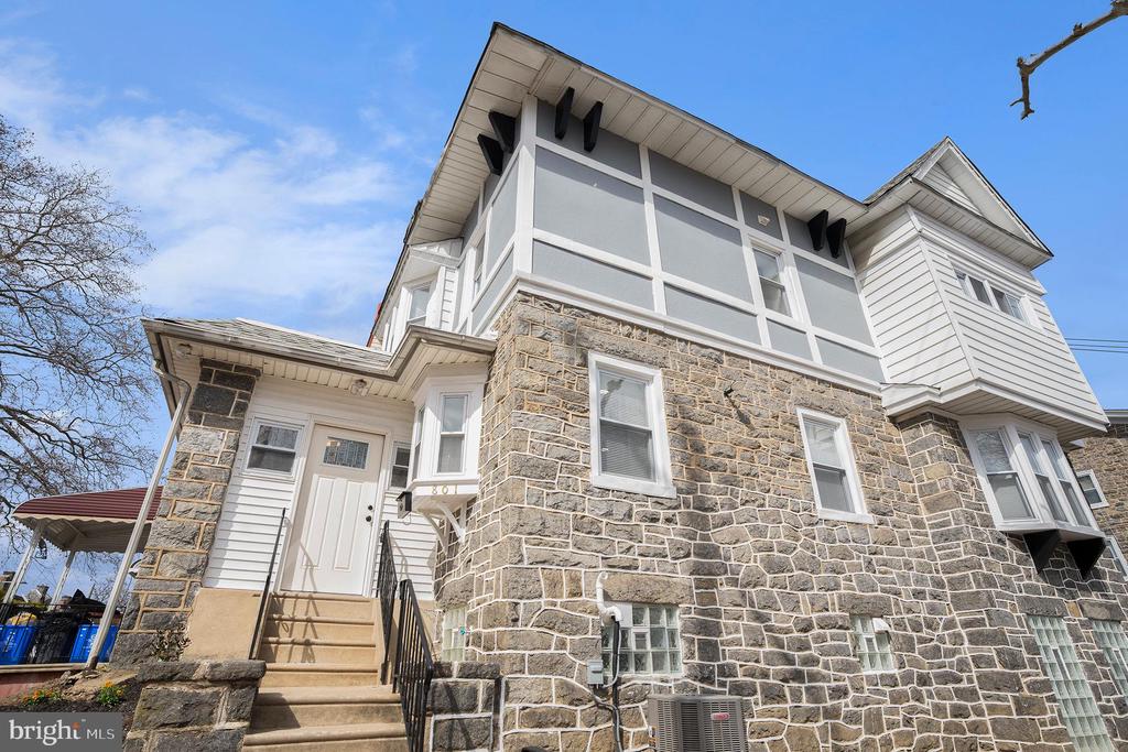 801 Marlyn Rd