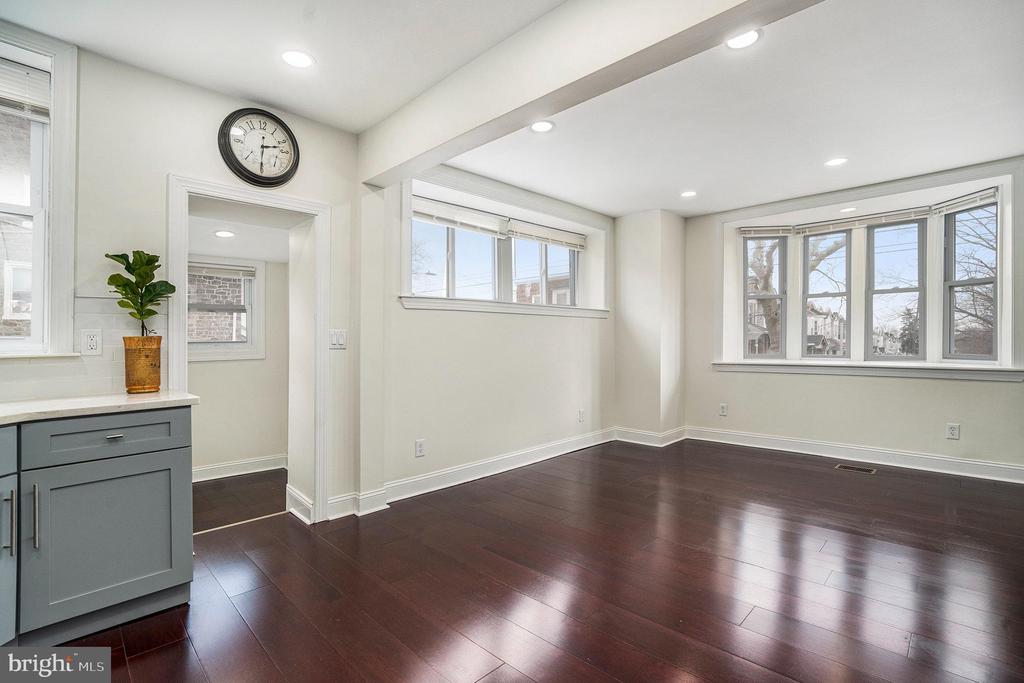 801 Marlyn Rd