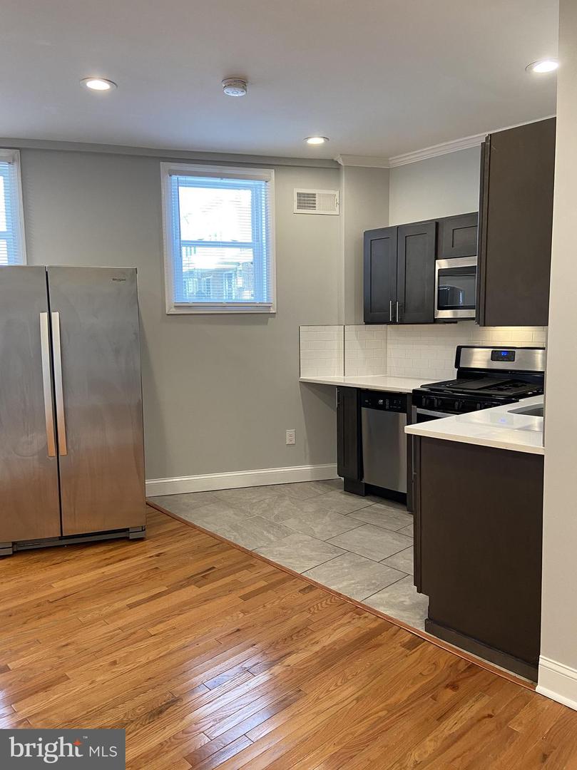 2016 N 57TH ST