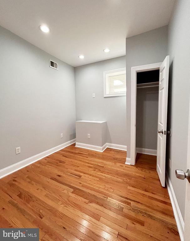 2016 N 57TH ST