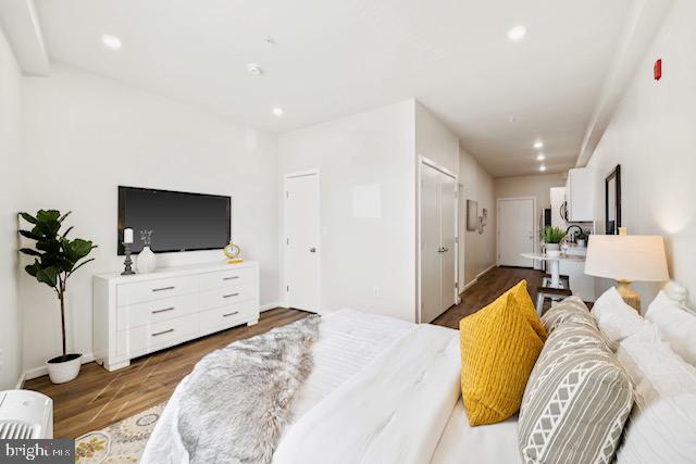 4637 GERMANTOWN AVE #B