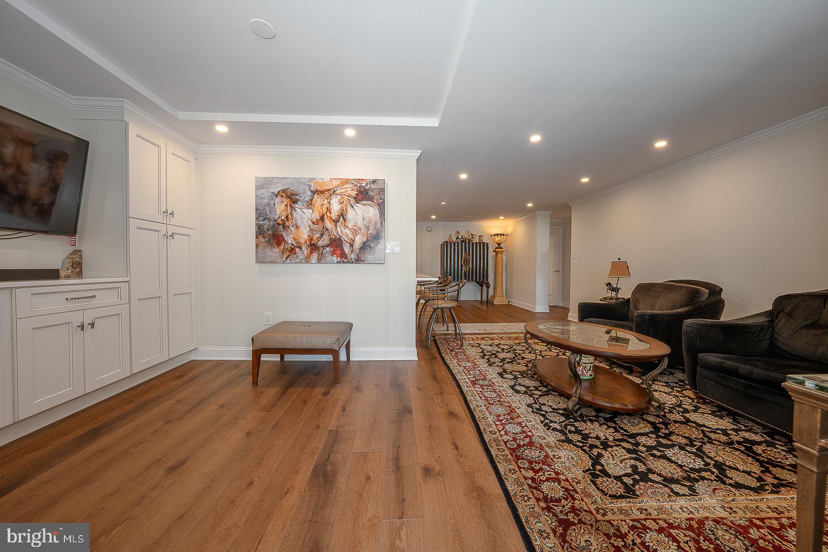 1919 Chestnut St #2621