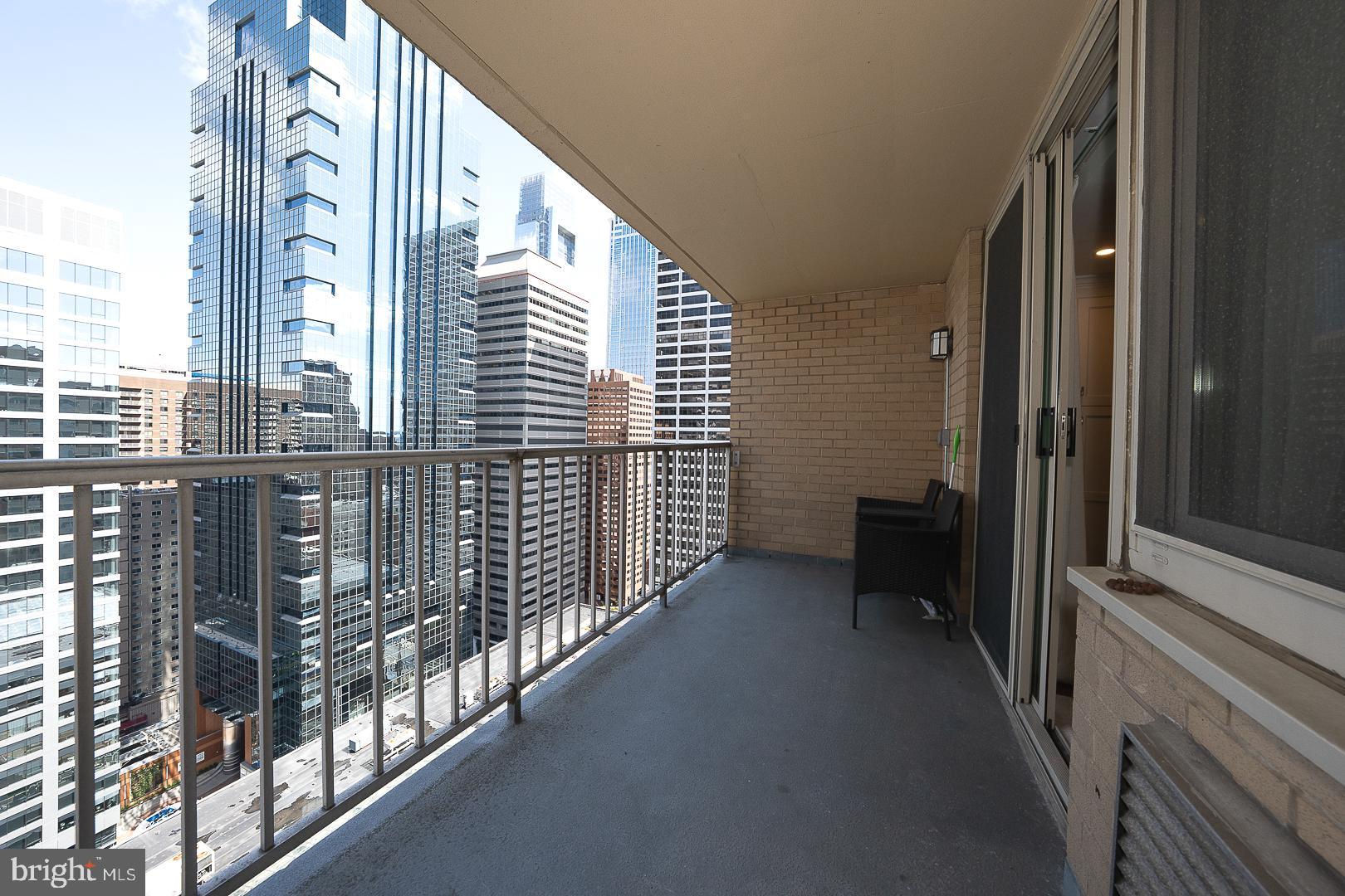 1919 Chestnut St #2621