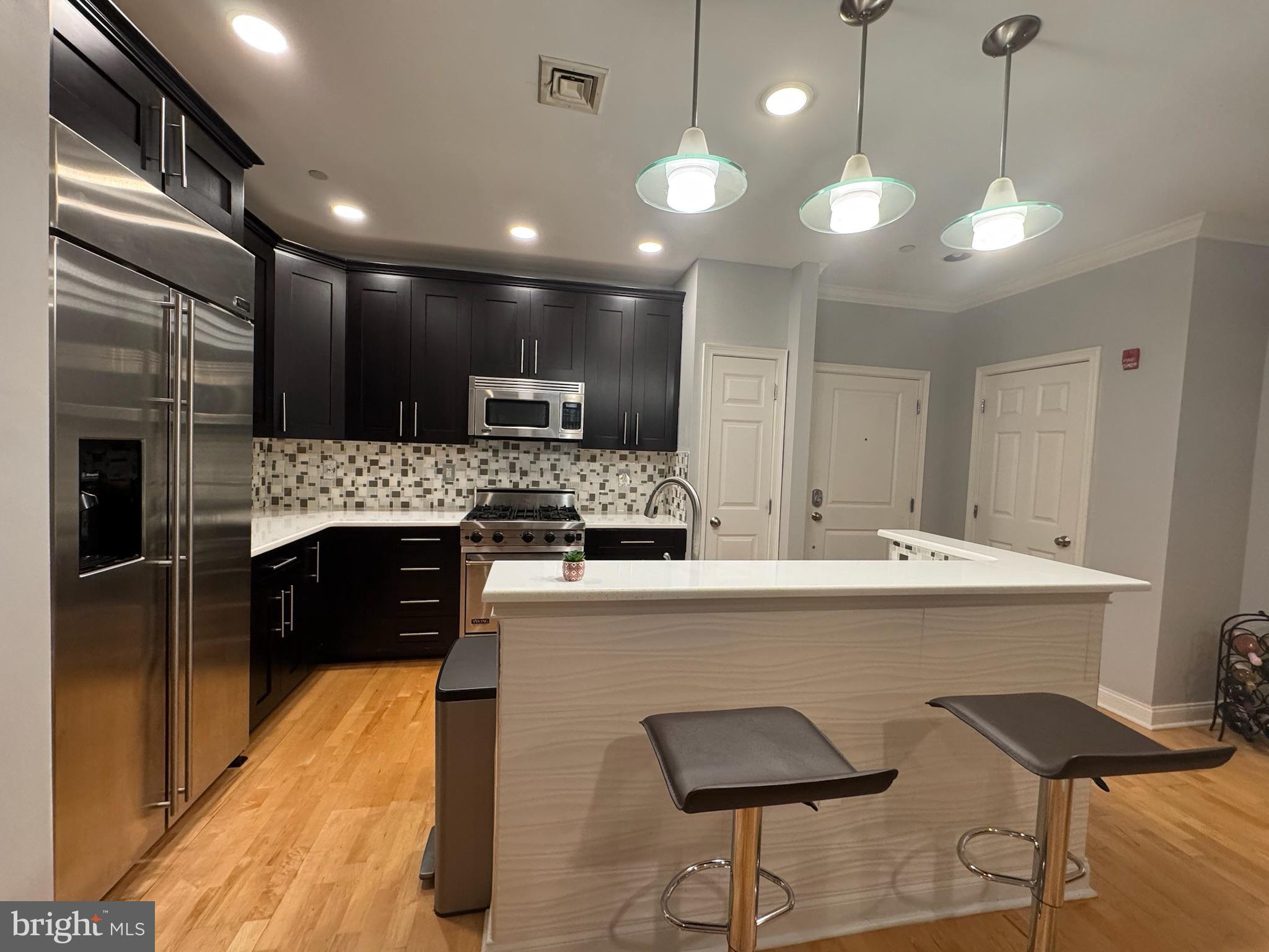 500 Admirals Way #101