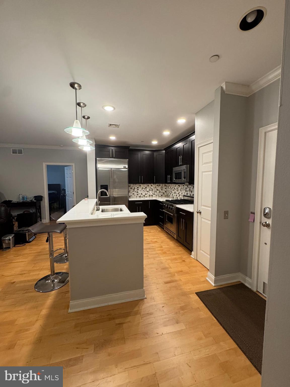 500 Admirals Way #101