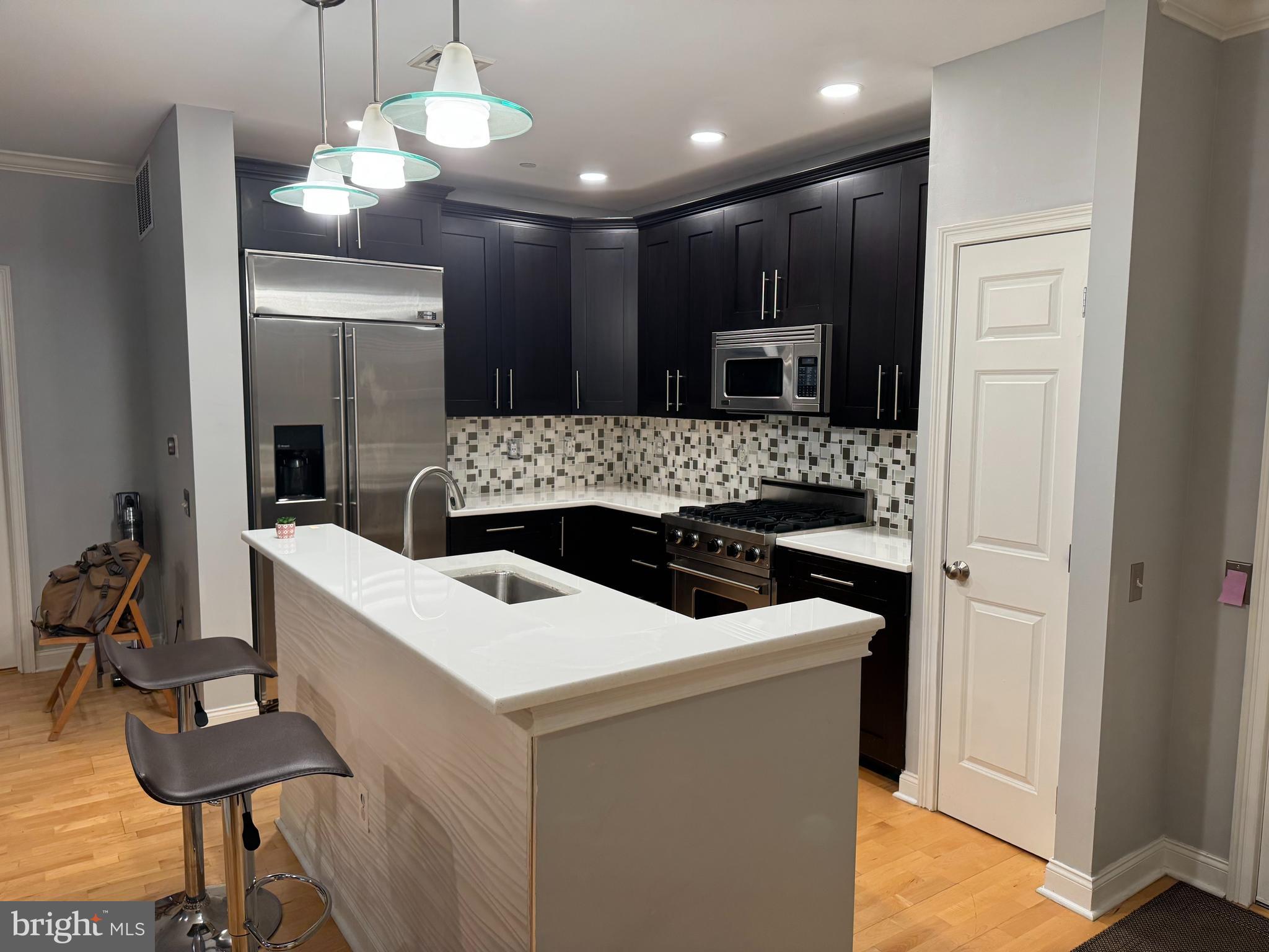 500 Admirals Way #101