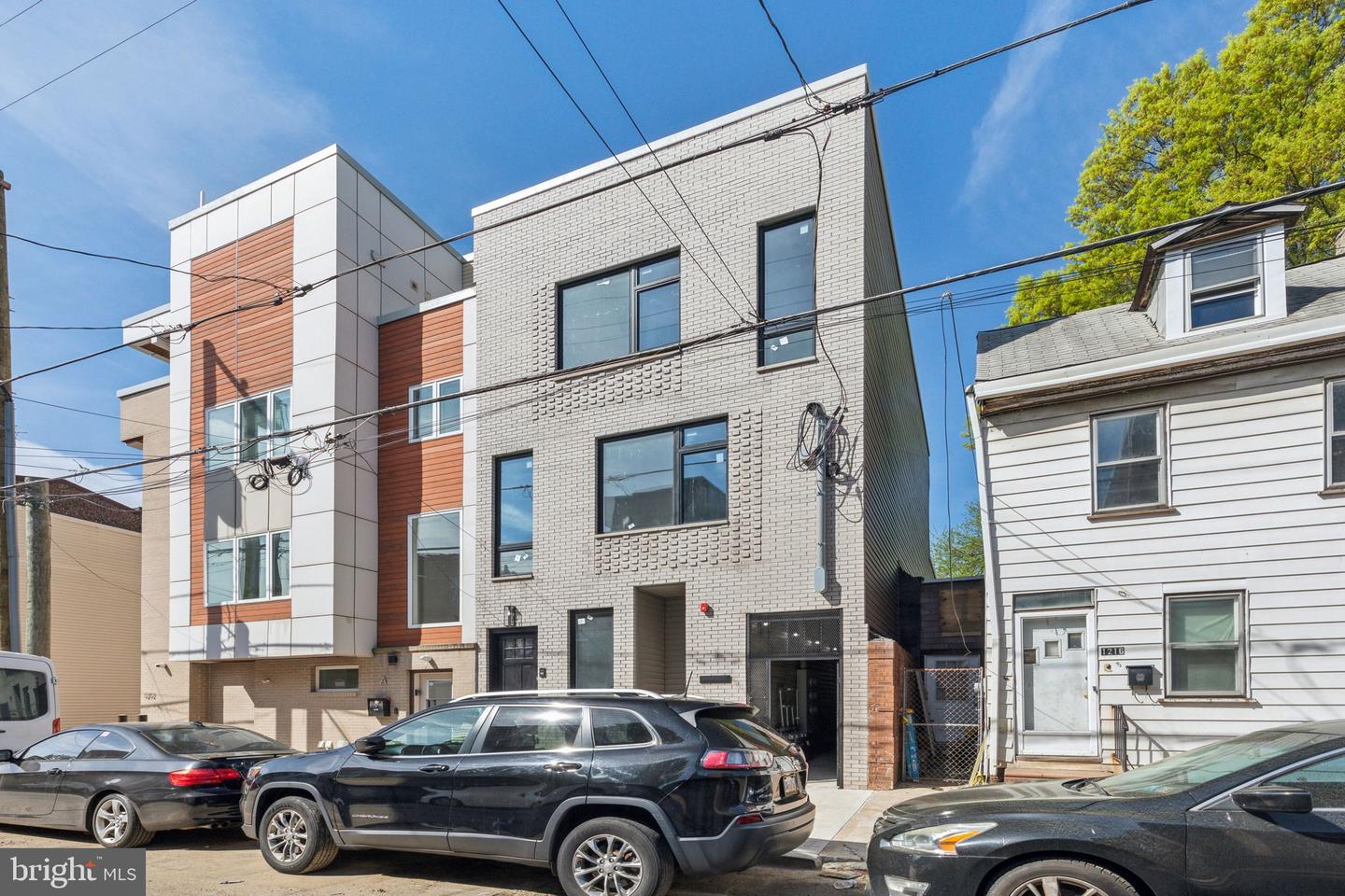 1214 E Susquehanna Ave #1
