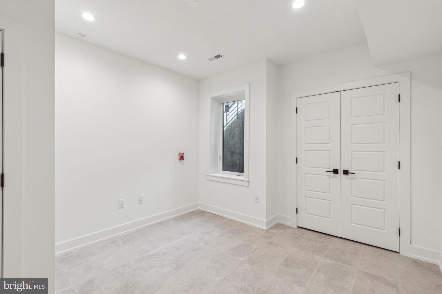 1214 E Susquehanna Ave #1