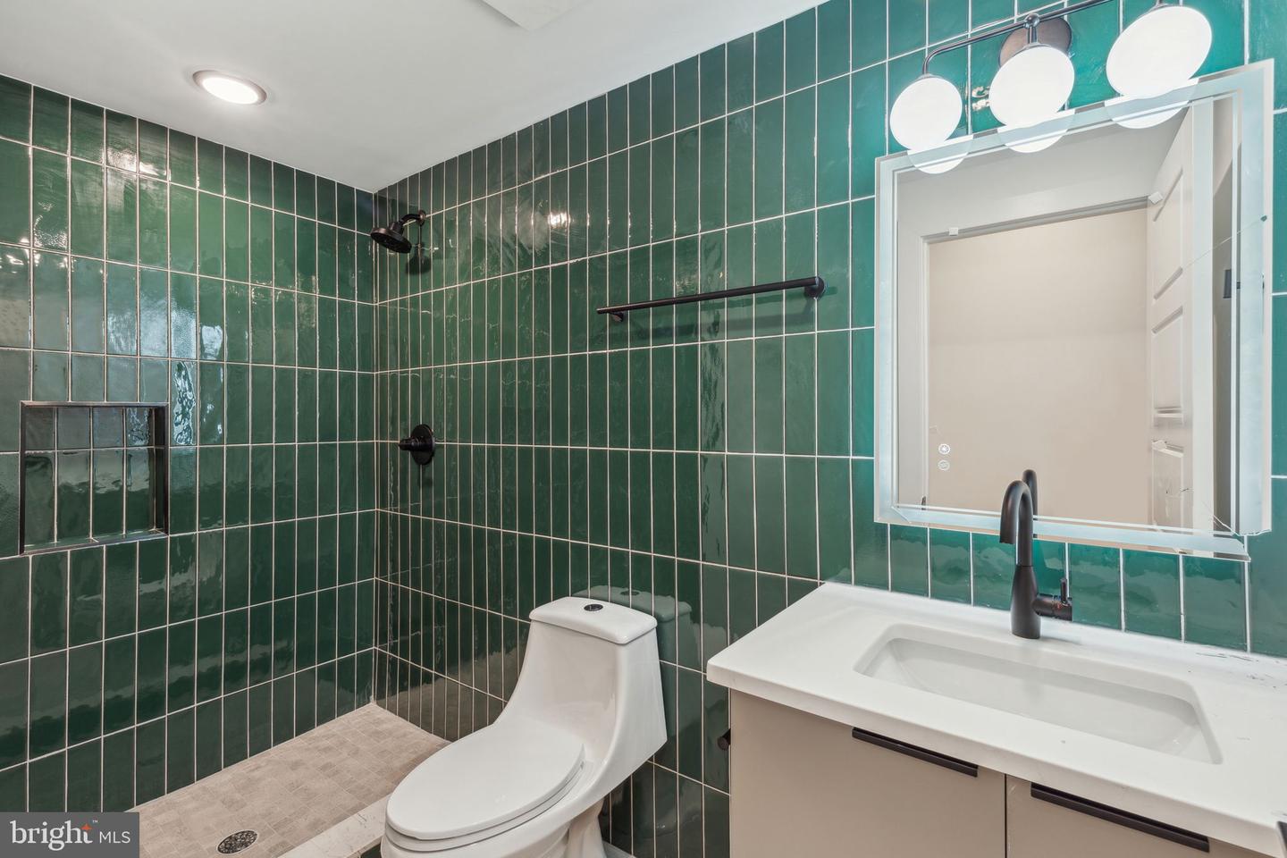 1214 E Susquehanna Ave #1