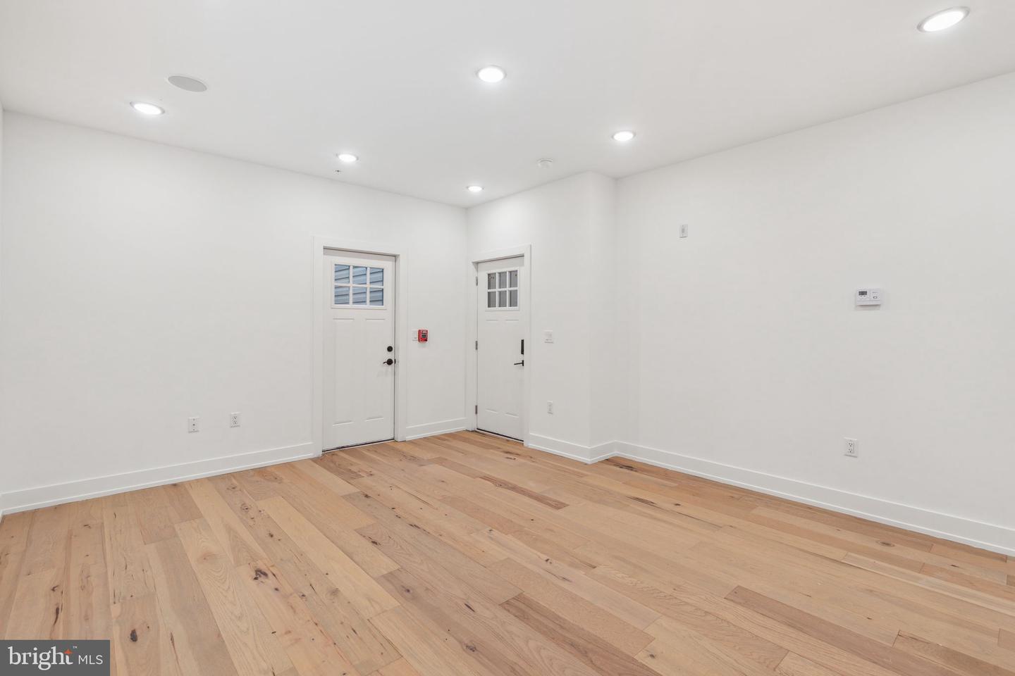 1214 E Susquehanna Ave #1