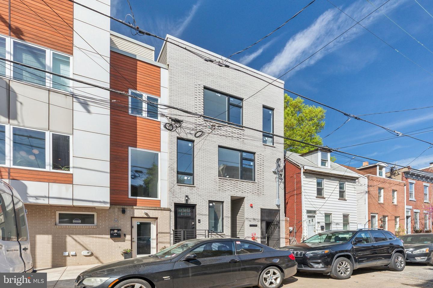 1214 E Susquehanna Ave #1