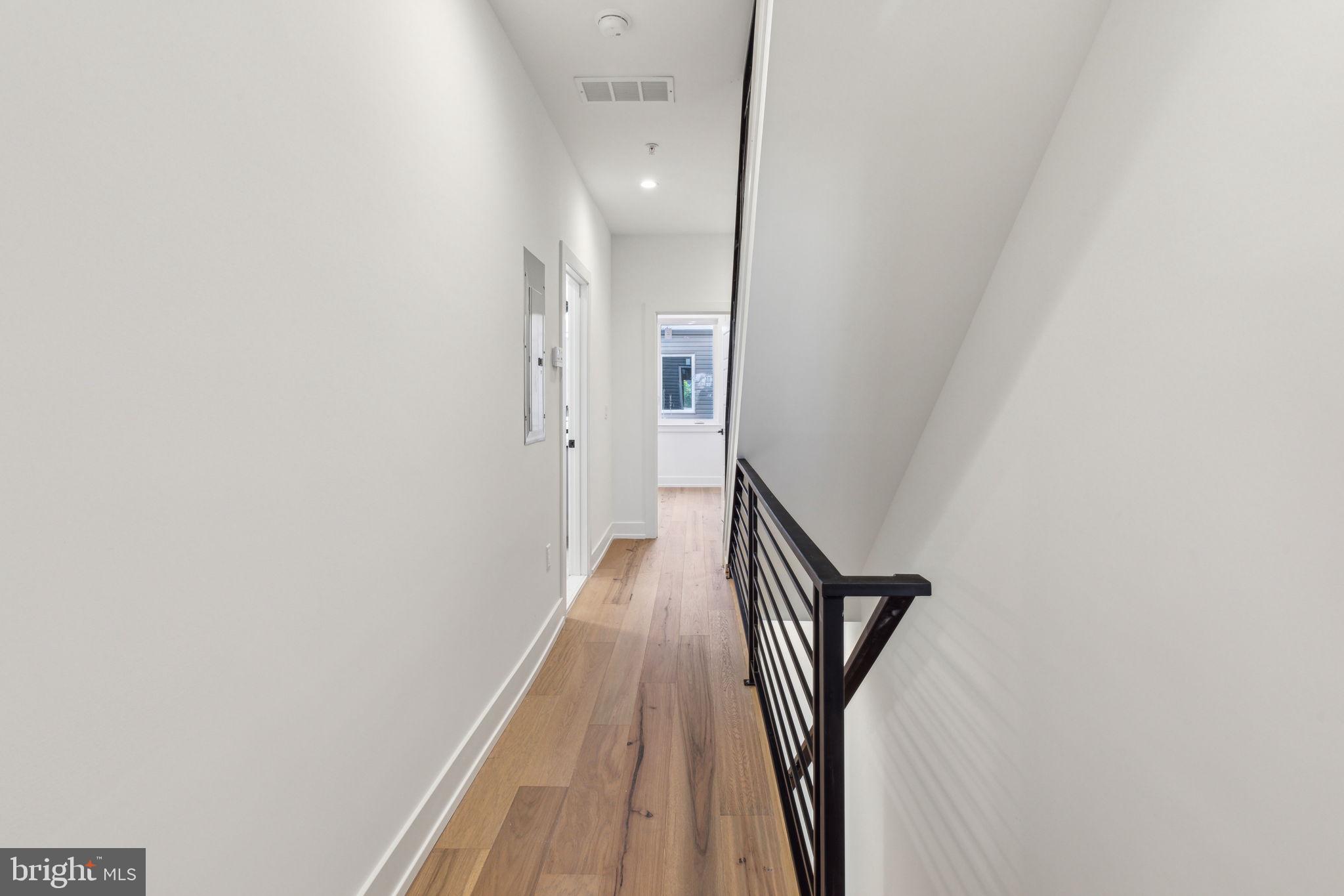 1214 E Susquehanna Ave #4