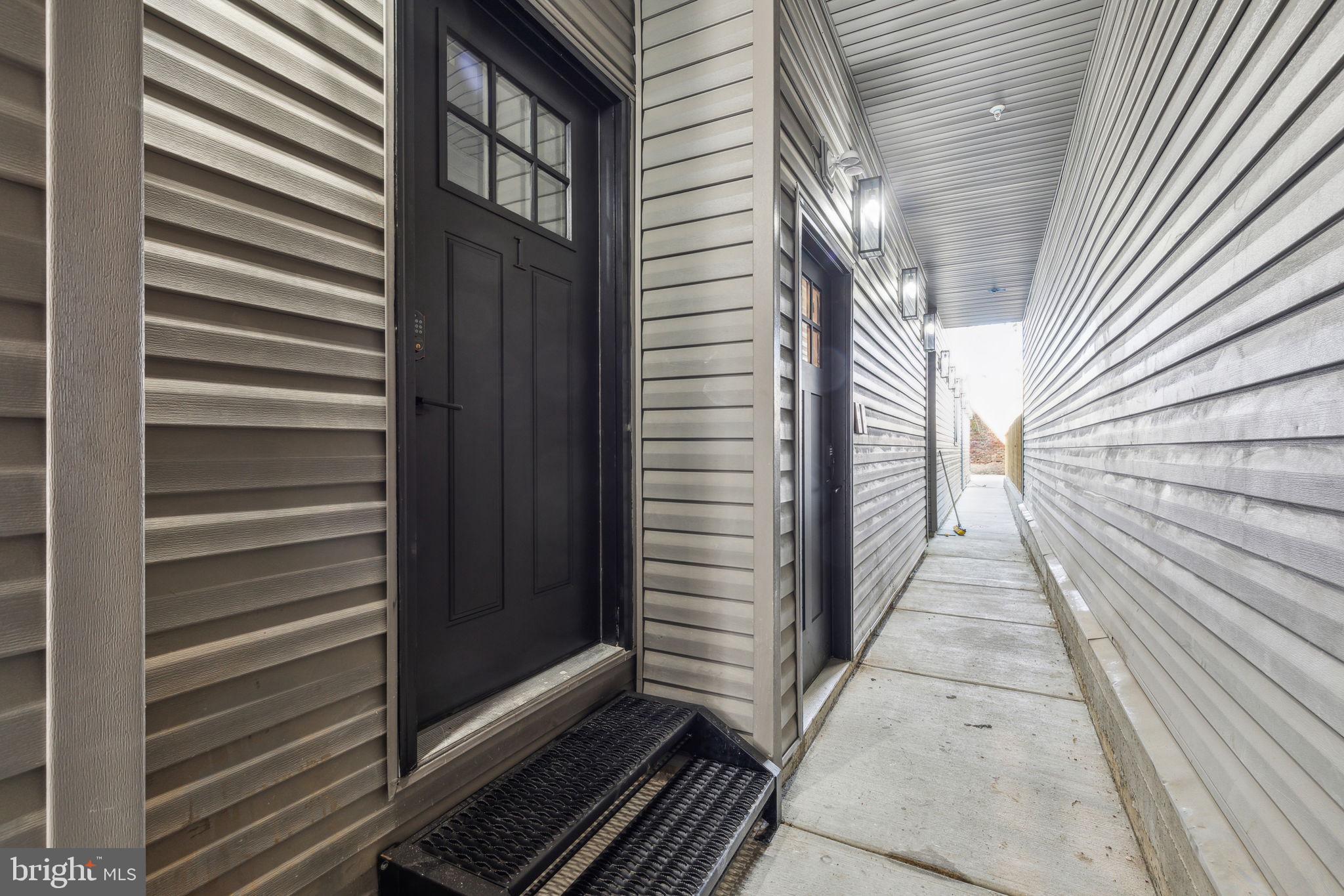1214 E Susquehanna Ave #4