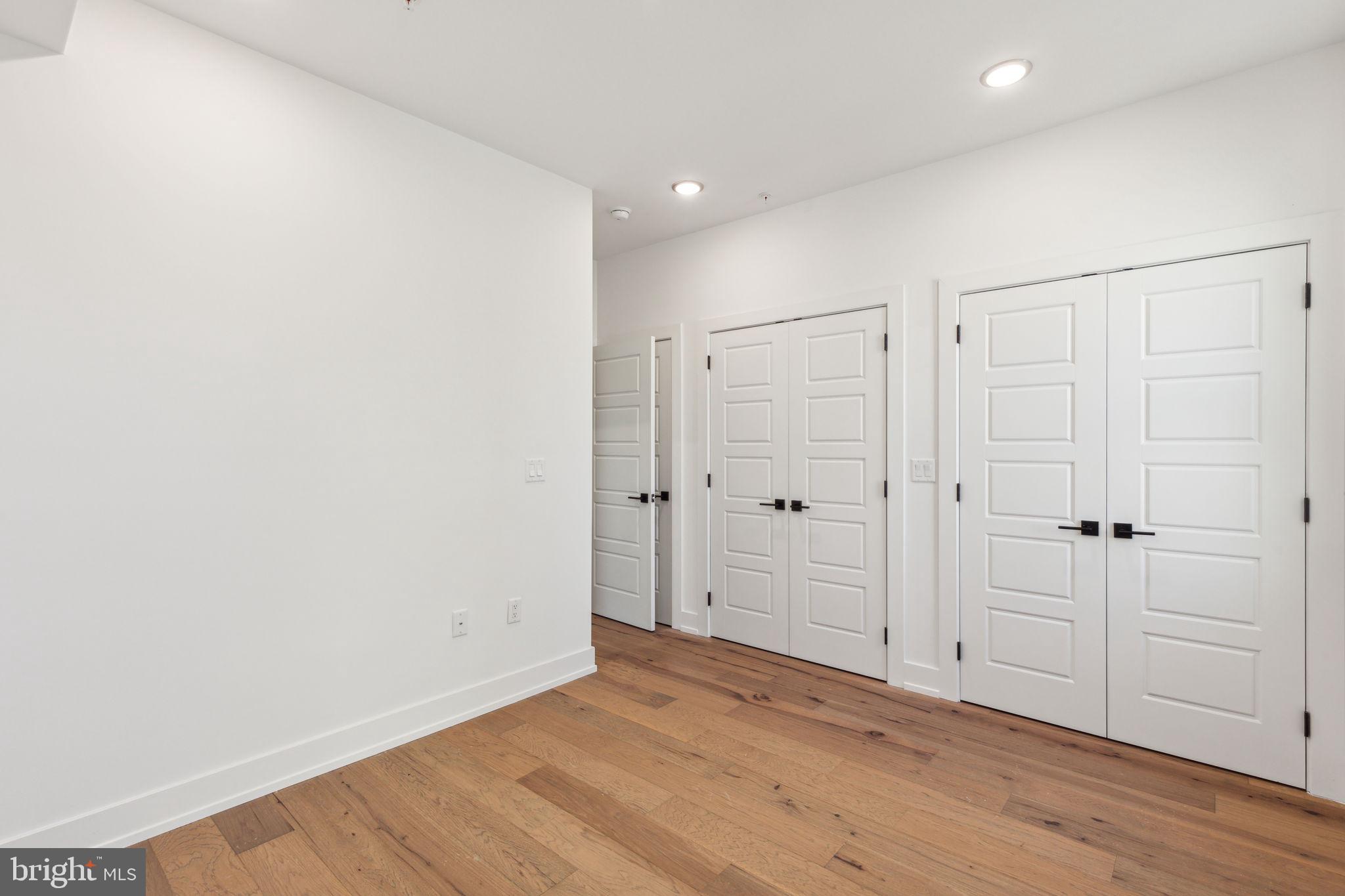 1214 E Susquehanna Ave #4