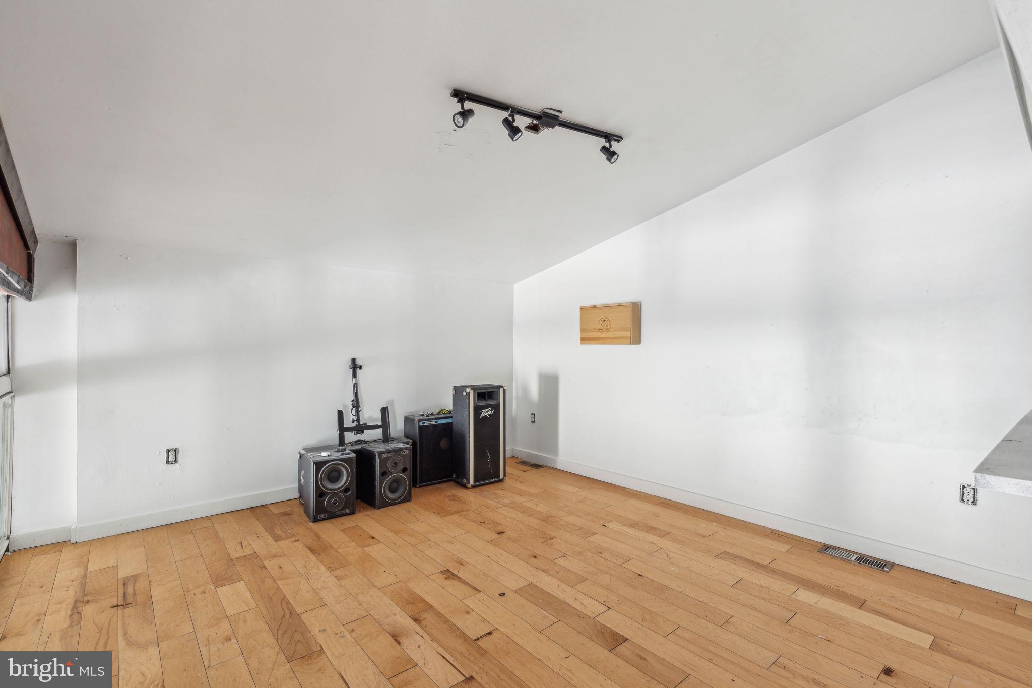 3485 Collins St #108