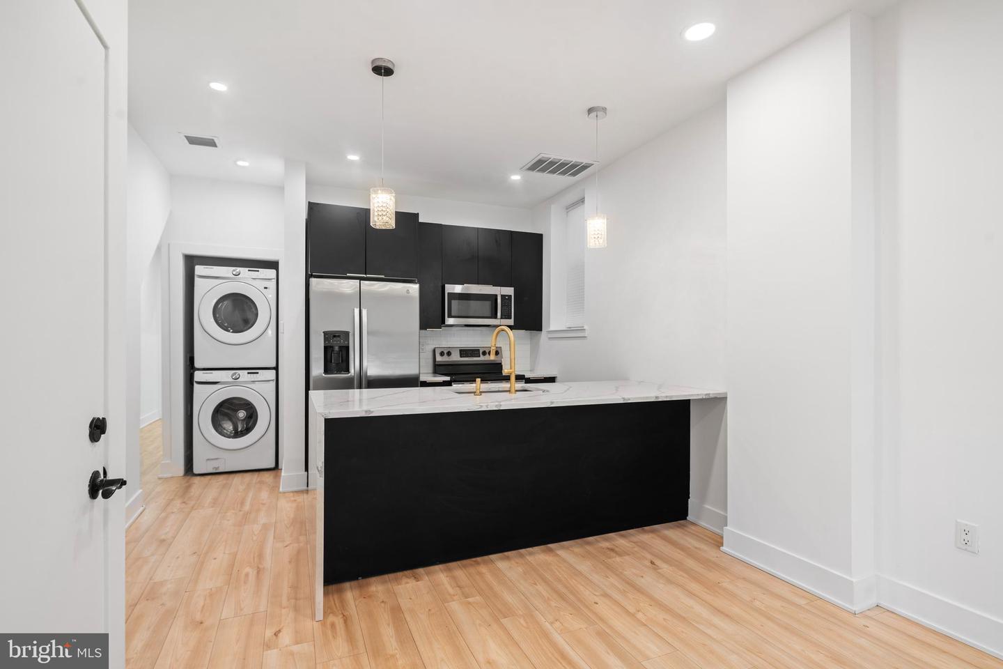 1949 N 32ND ST #UNIT 1