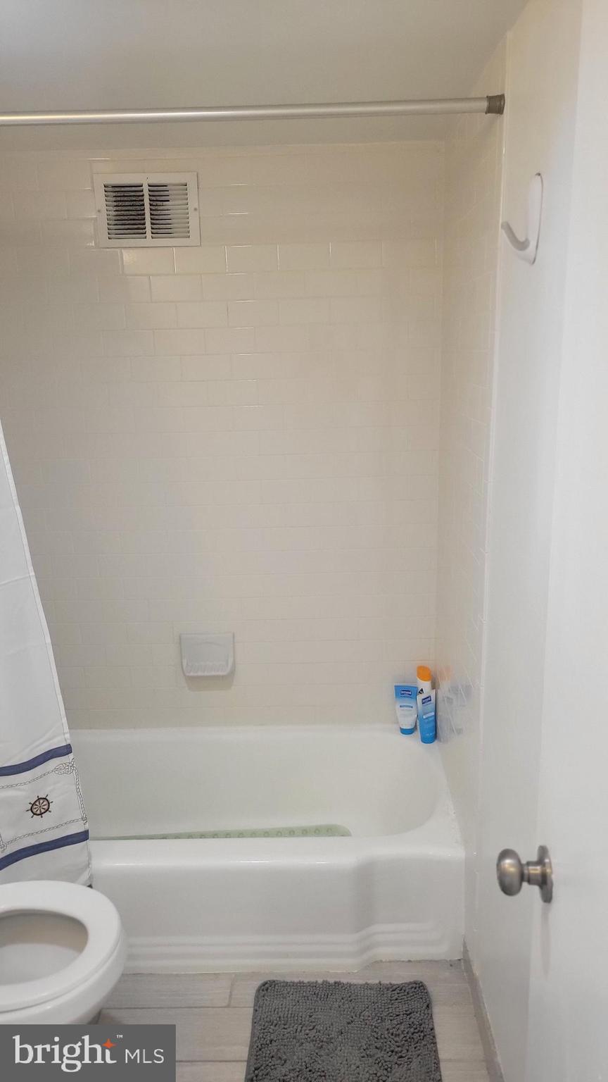 224-30 W. Rittenhouse #1108