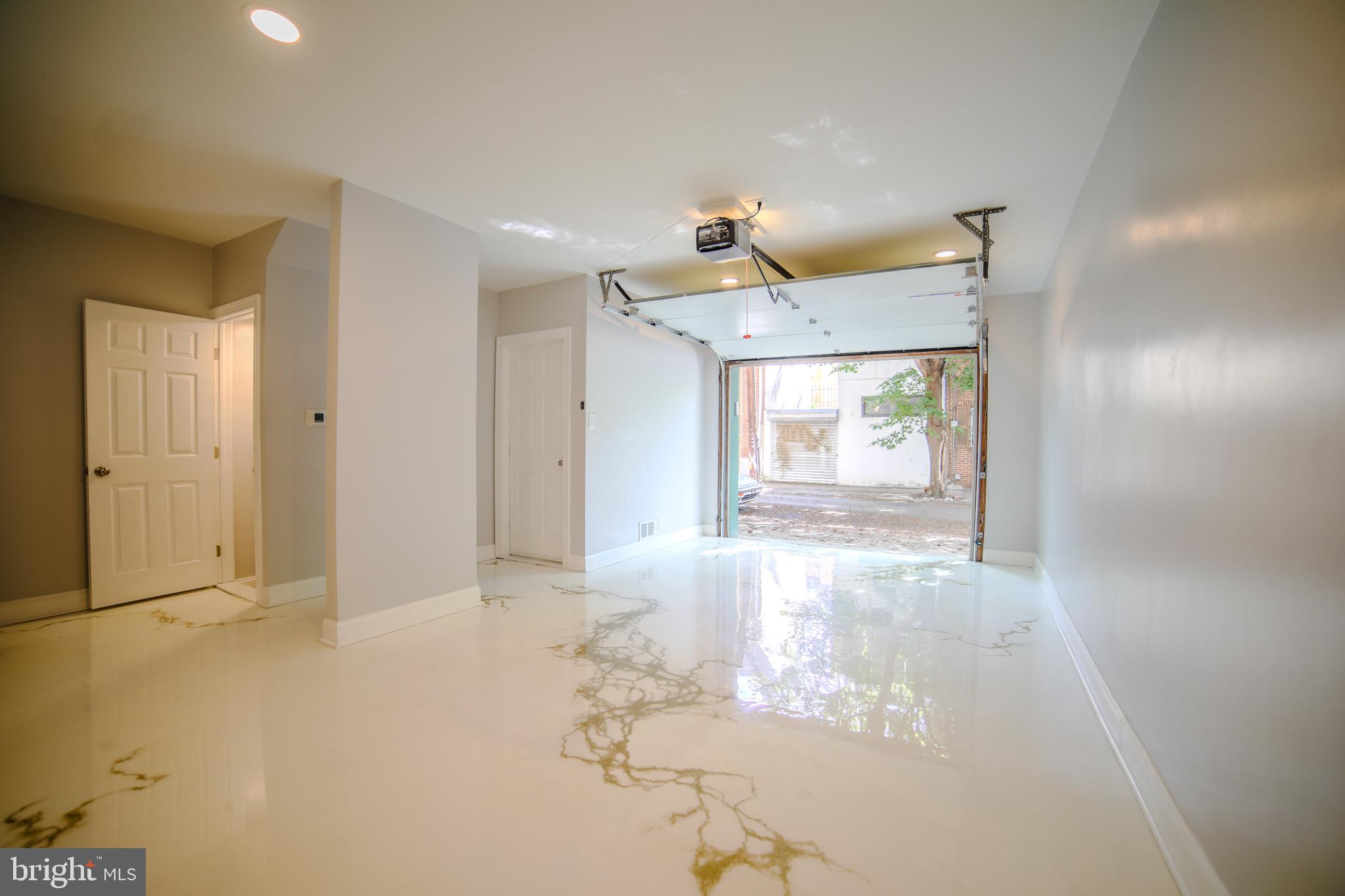 628 S Clifton
