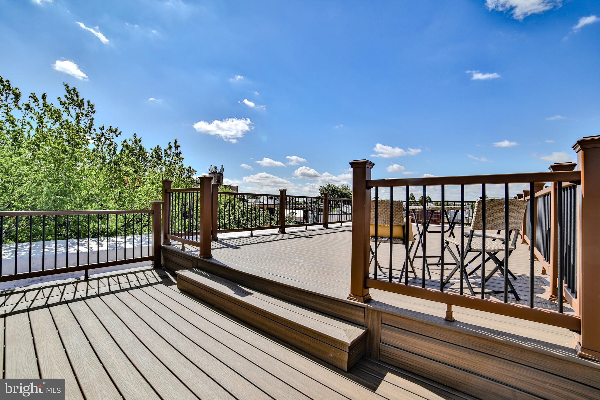 628 S Clifton
