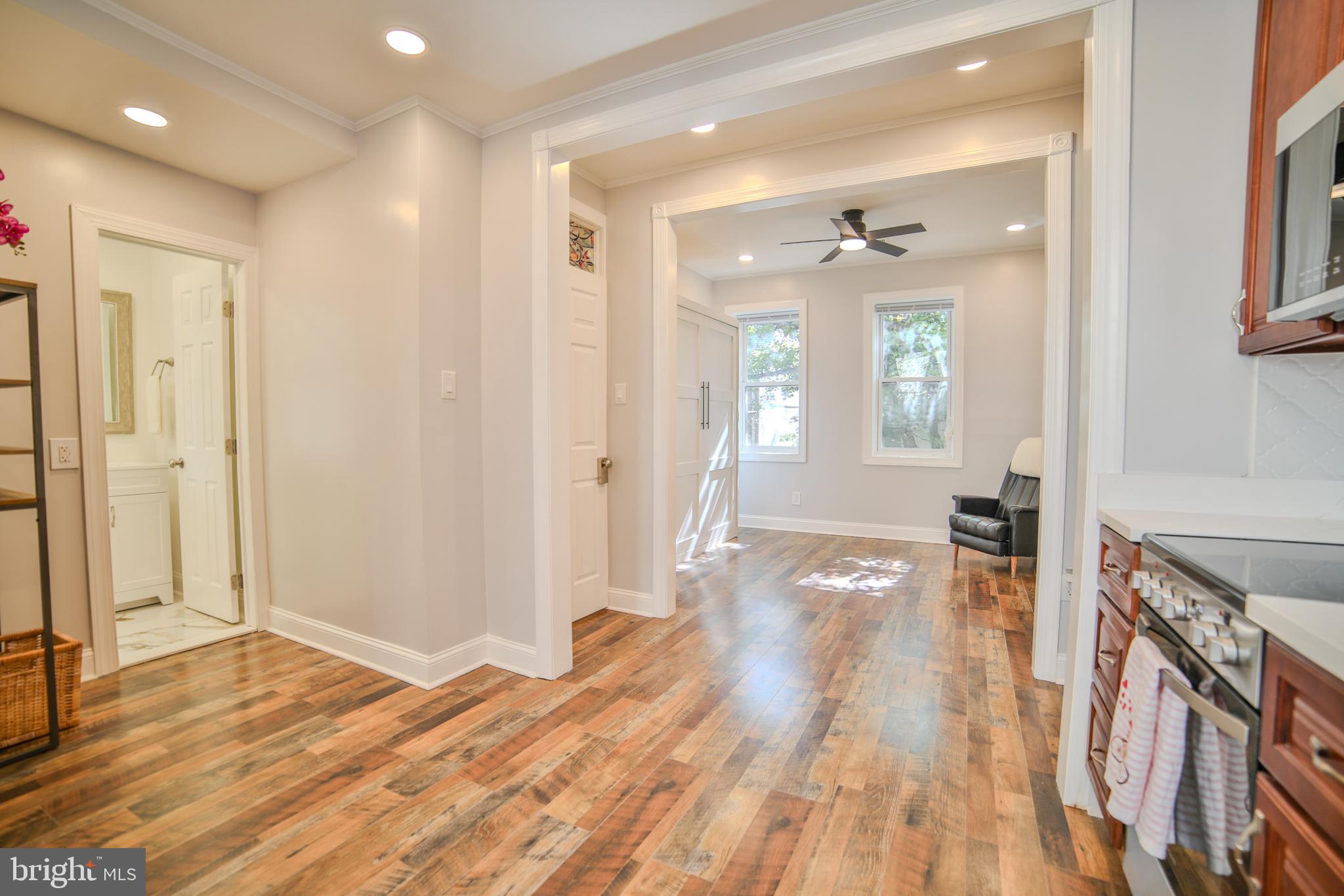 628 S Clifton
