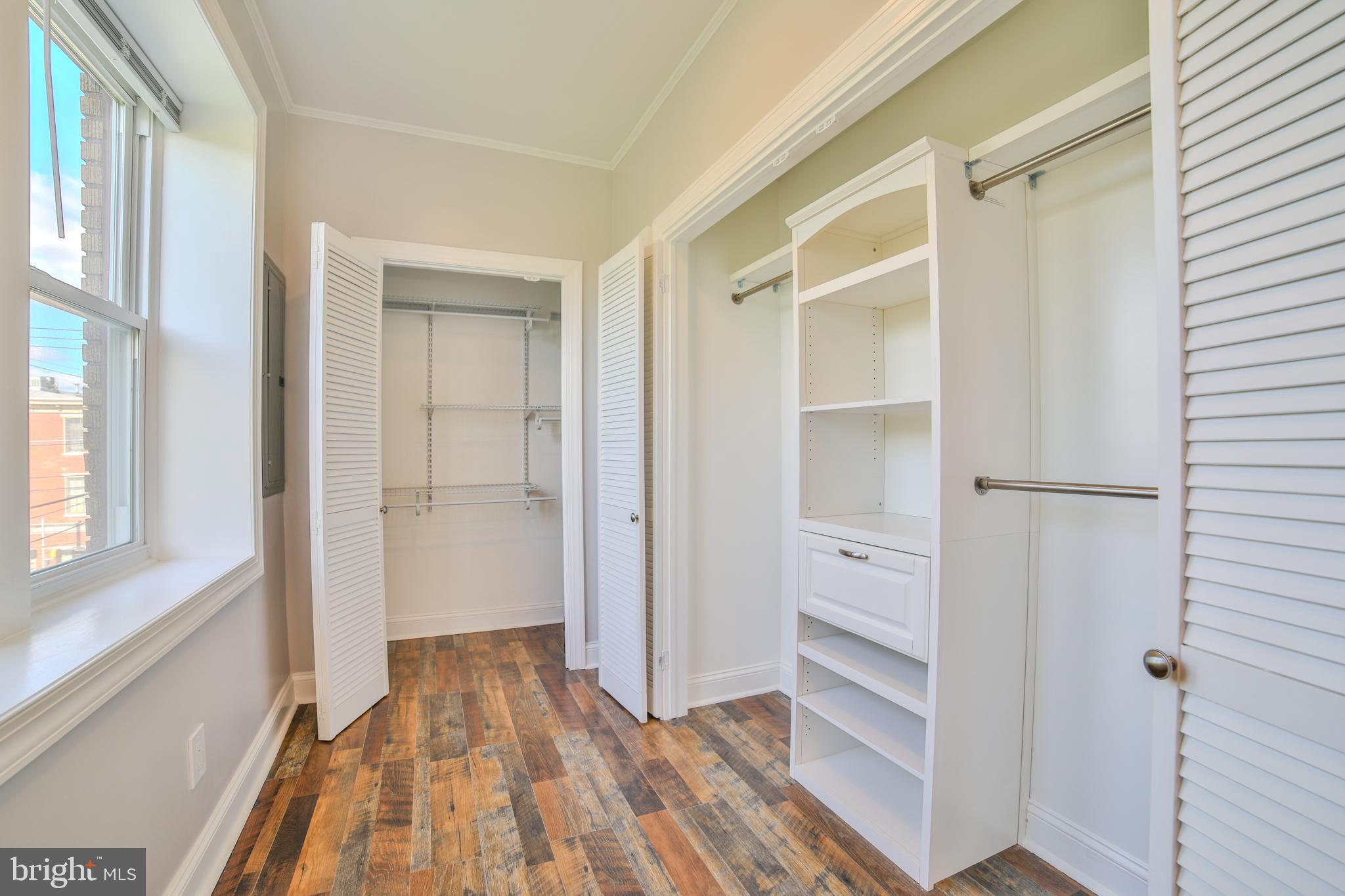 628 S Clifton