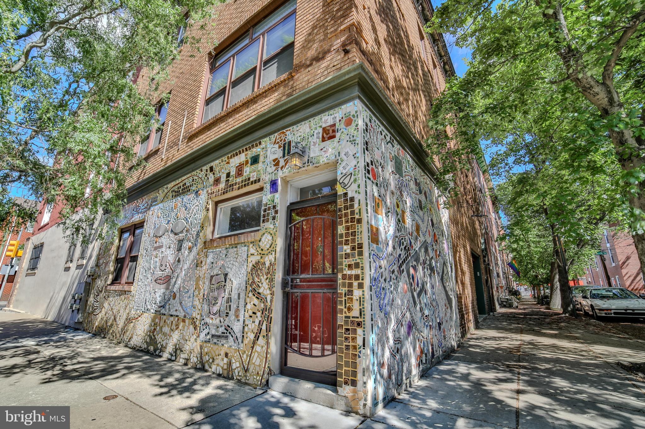 1035-37 Bainbridge St #B