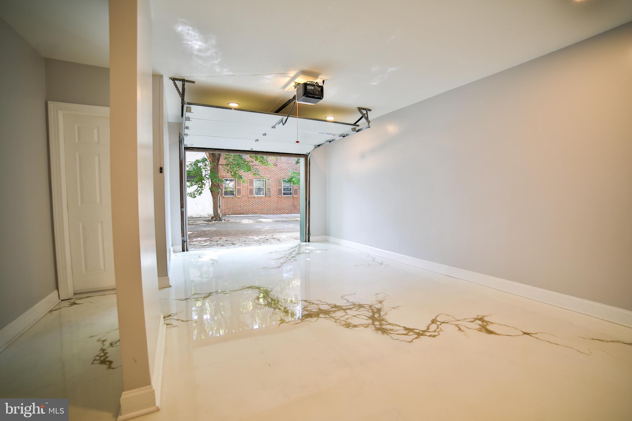 628 S Clifton