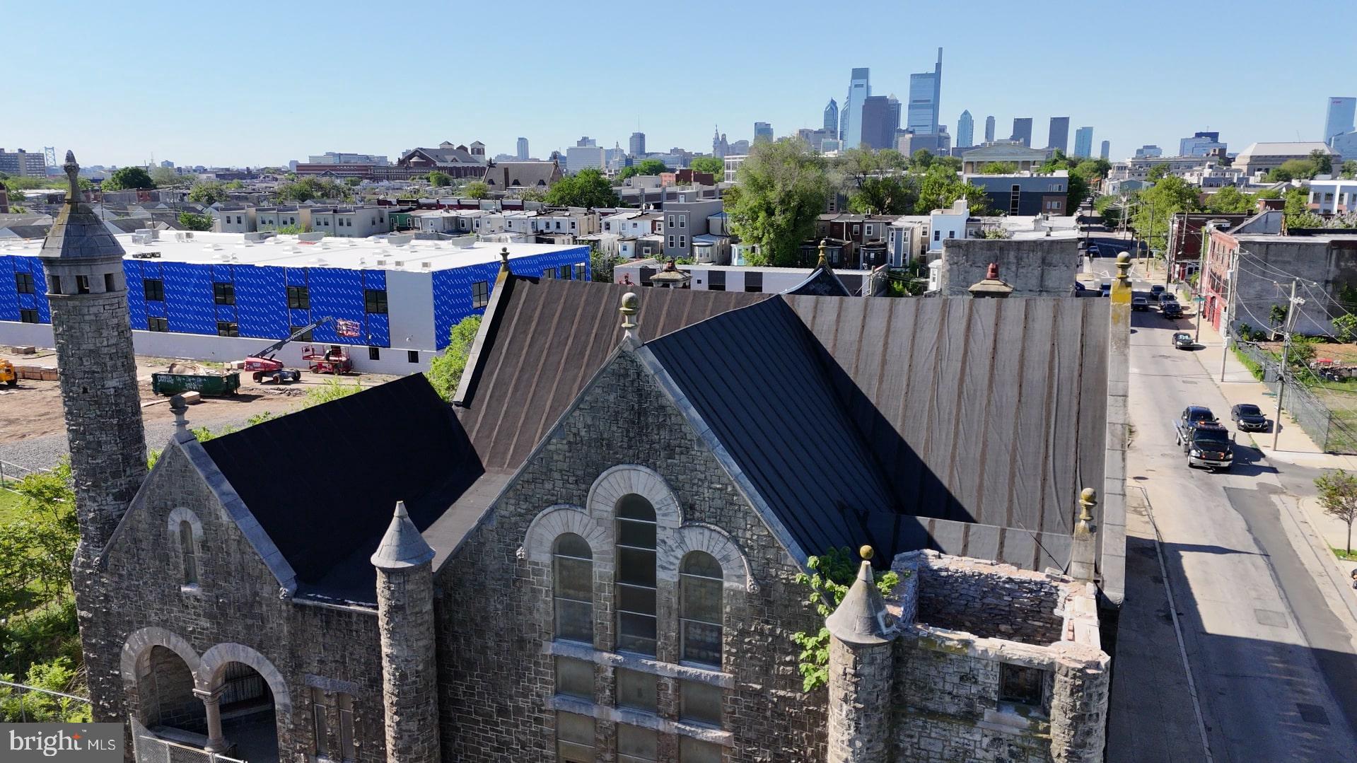 2036-40 Cecil B Moore Ave