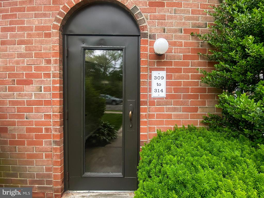 4000 Gypsy Ln #314