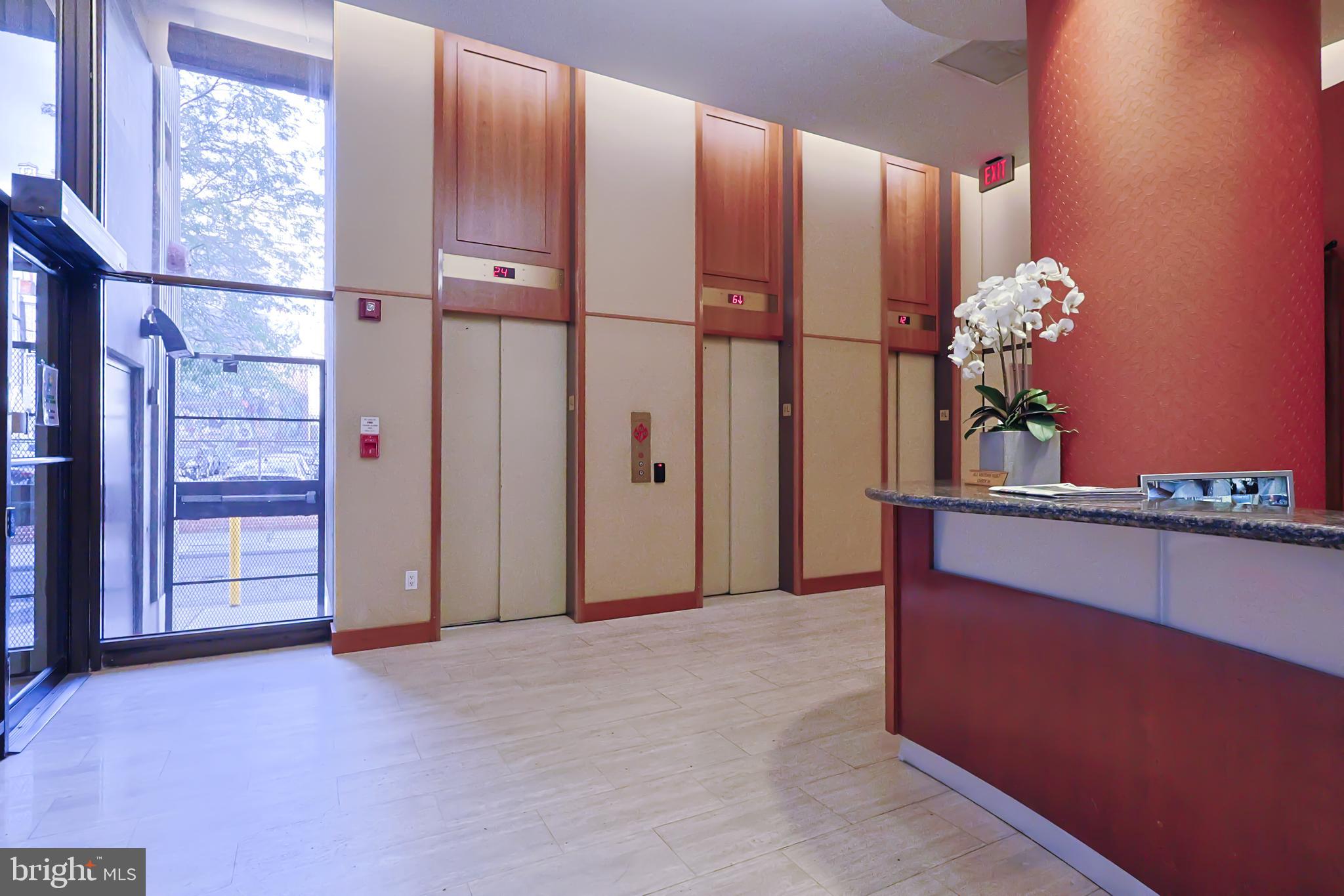 1326-42 Spruce St #1602