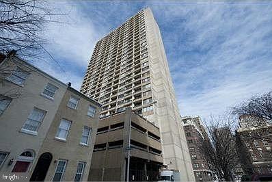 1326-42 Spruce St #1602