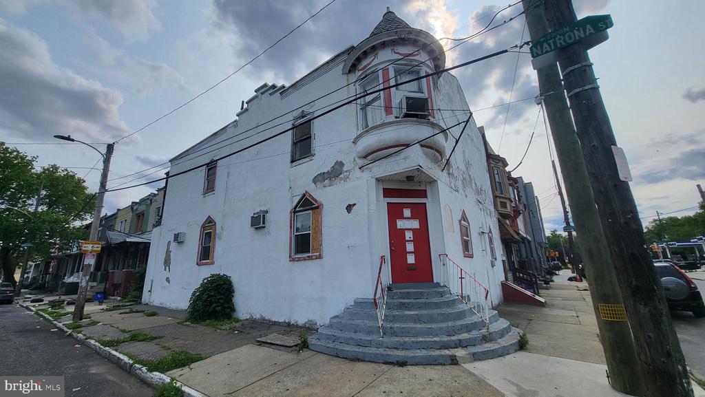 3224-26 W York St