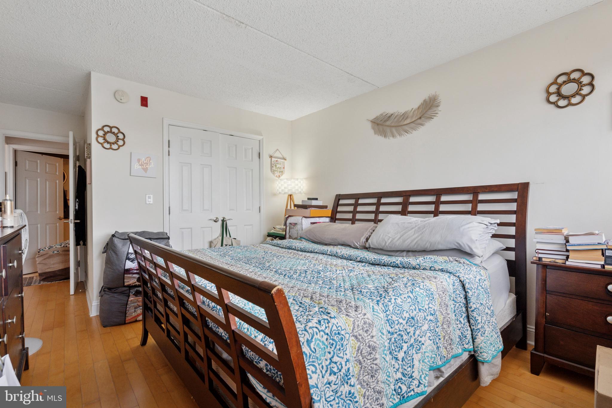 200-10 Lombard St #728